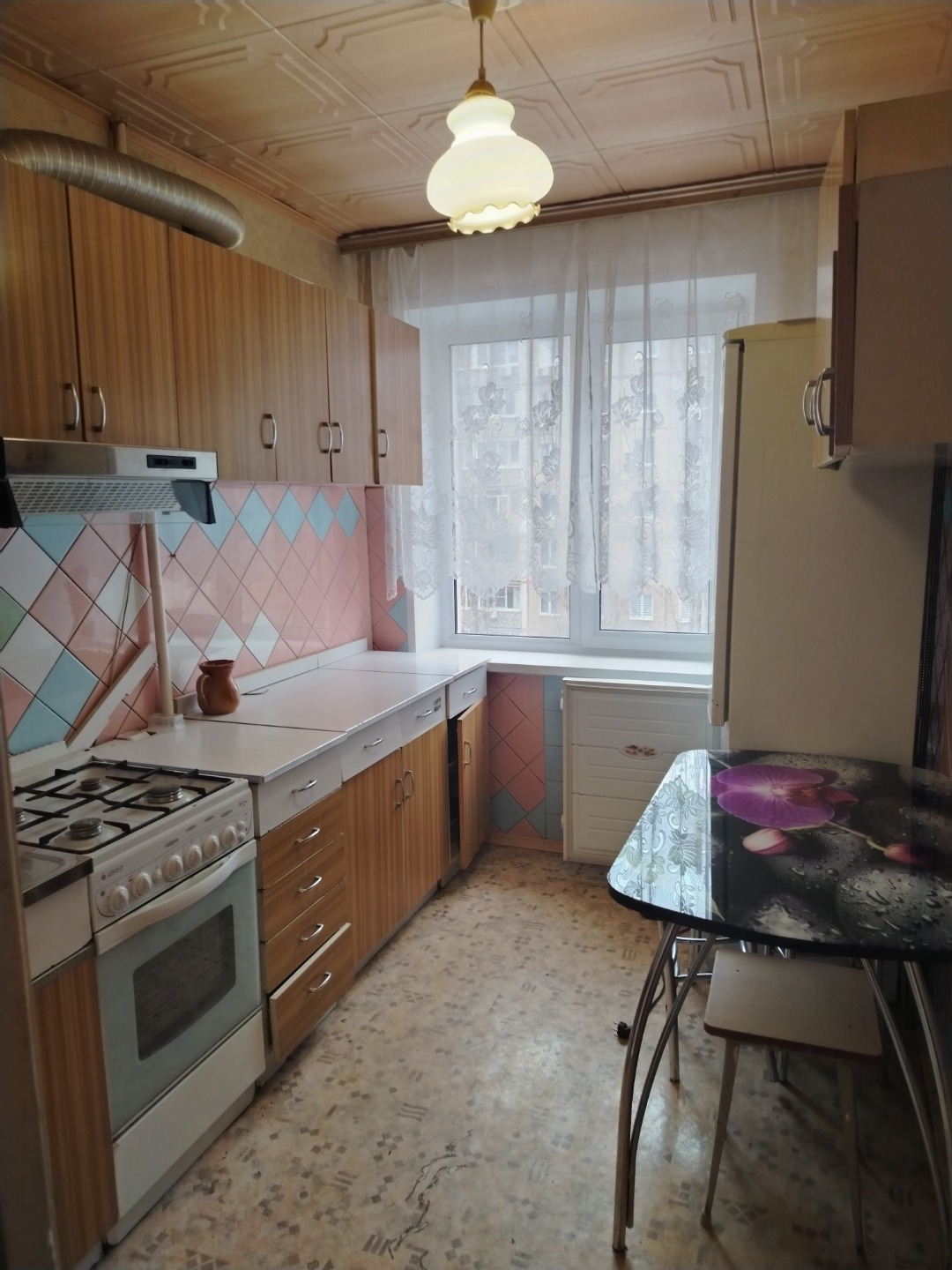 Предлагаю на продажу отличную 3х комнатную квартиру в районе СГТУ
Квартира светлая и теплая,не угловая.
Планировка Люкс на две стороны,лоджия и балкон.
Установлены пластиковые окна ,частично натяжные потолки.
Один взрослый собственник,быстрый выход на сделку!
Звоните!!!
